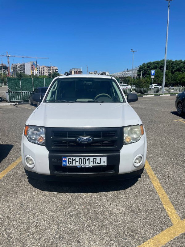 Аренда Ford Escape 4x4 гибрид, Lincoln MKZ гибрид