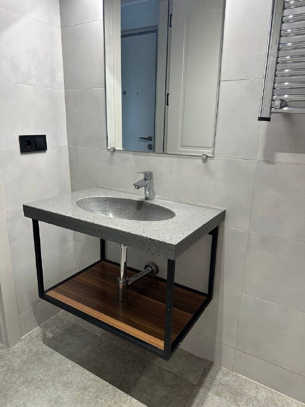 Умывальник и зеркало в ванную комнату 4