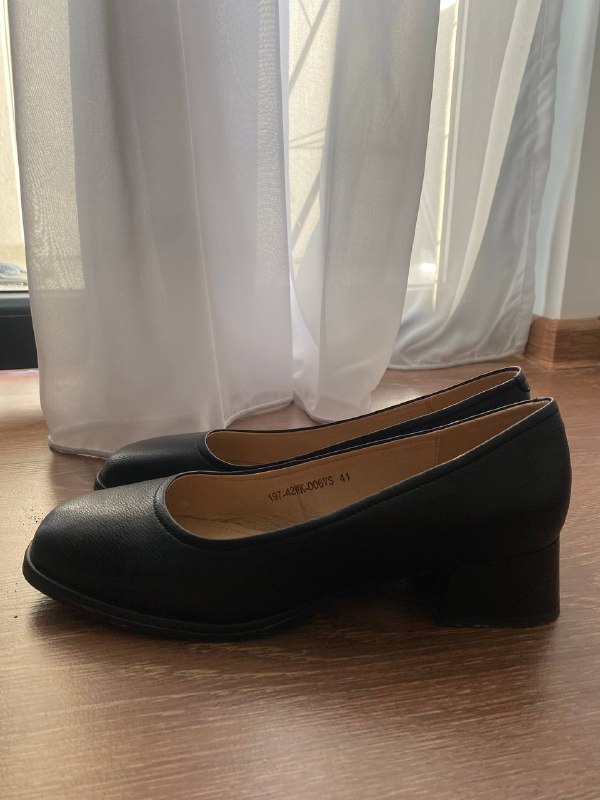 Рубашка Zara, женские туфли Zenden 41 размер 8
