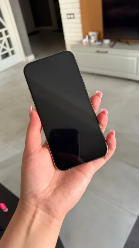 iPhone 15 Pro 128 GB 1