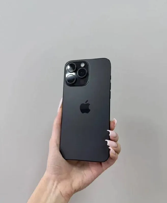iPhone 15 Pro Max 256 Гб 1