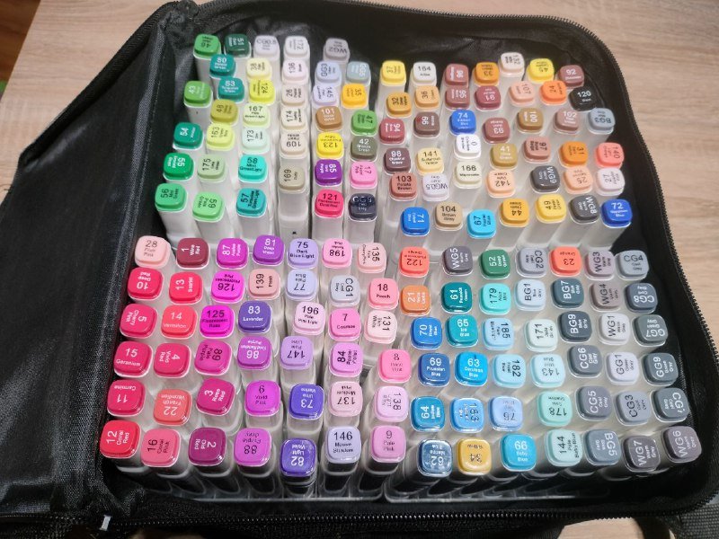 Большой набор двусторонних маркеров, маленький в подарок