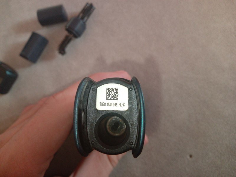 IQOS lil solid 2.0 вапорайзер и девайс для чистки 3