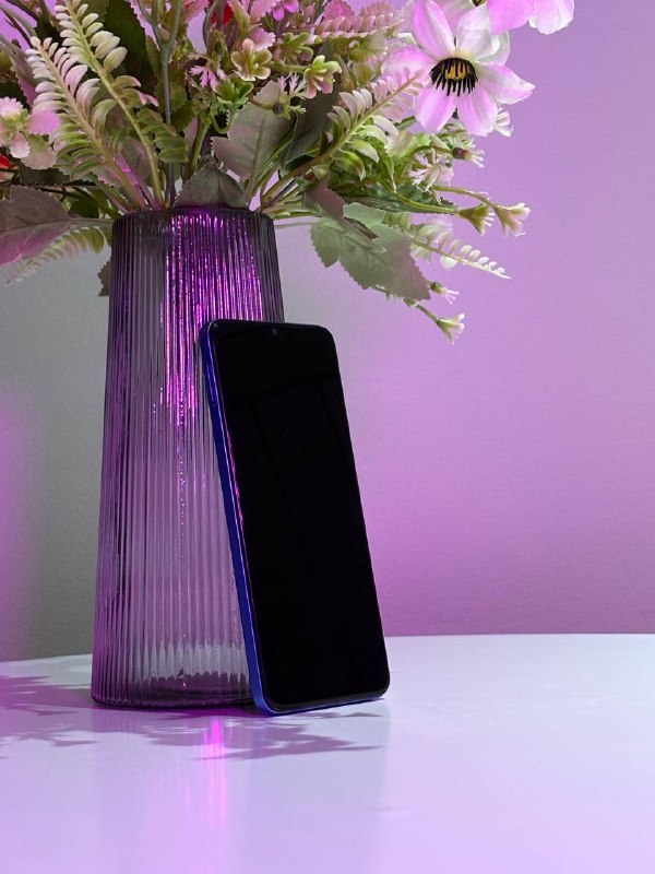 Techno Spark, Poco C65 8/256 ГБ черный 2