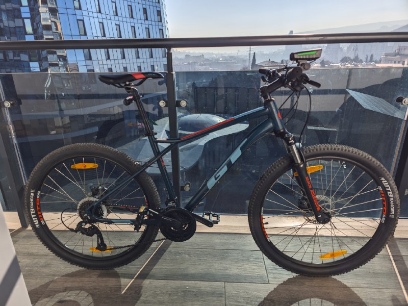 Велосипед GT Agressor 2021