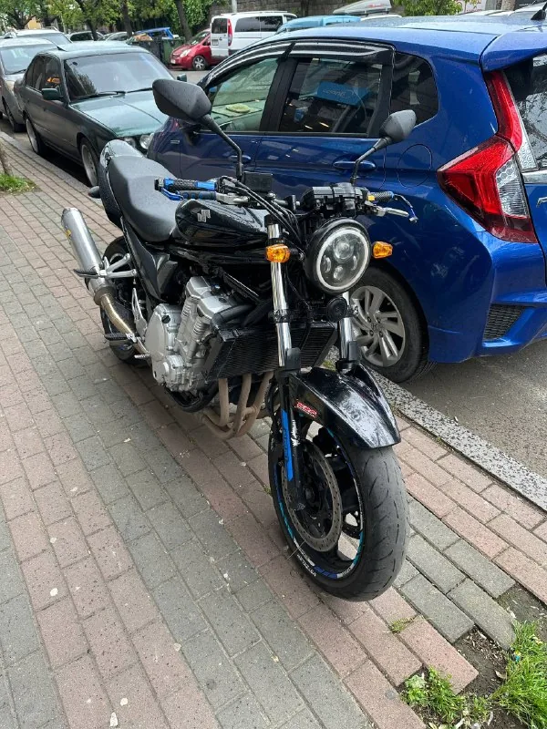 Suzuki GSX 650F 1