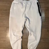 Nike Tech Fleece trousers, size L 4