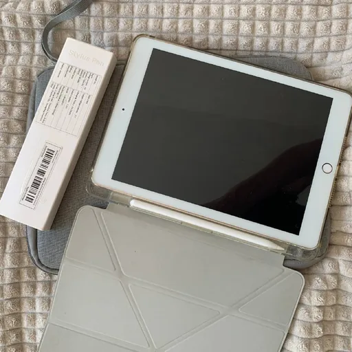 iPad A1954, stylus pen AOPCREZON, case, cover