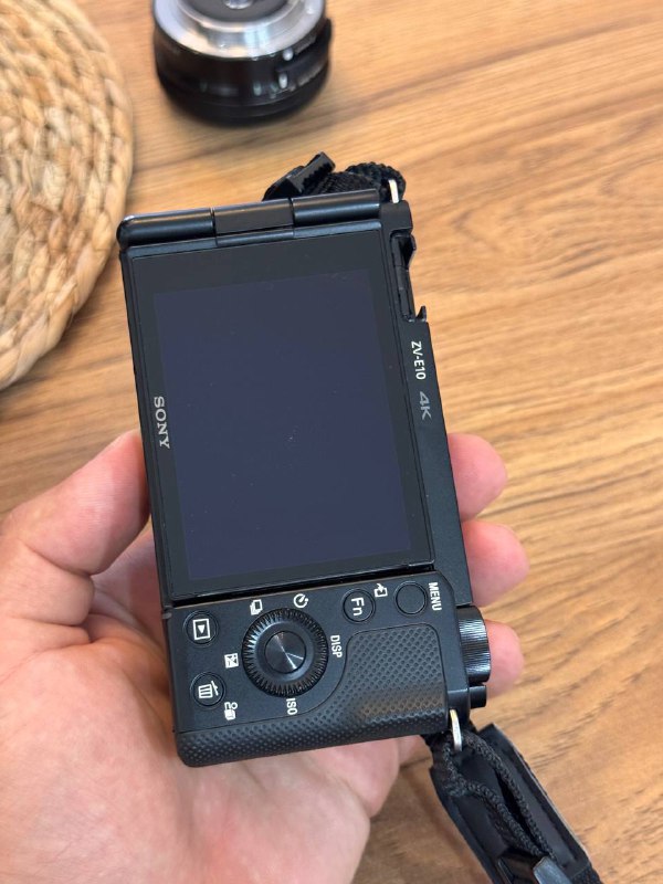 Sony ZV-E10 камера, объектив 16-50 OSS, карта памяти 128ГБ 5