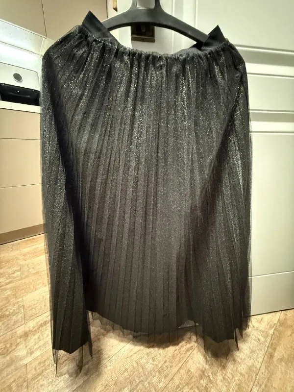Юбка Sinsay, худи, рубашка Massimo Dutti, рубашка платье, рубашка Zara