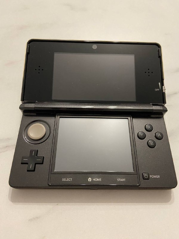 Nintendo 3ds с играми и аксессуарами 3