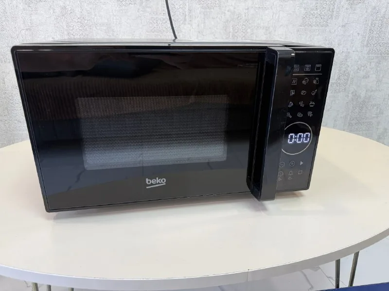 Микроволновка Beko MGC 20130 BB 1