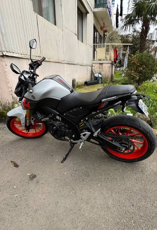 Yamaha MT-15 мотоцикл 1