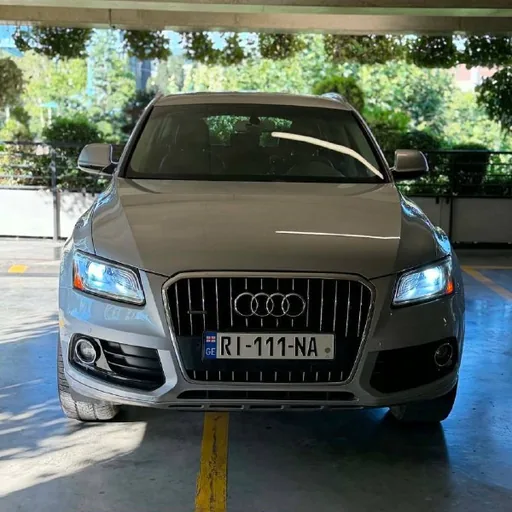 Audi Q5 Premium Plus