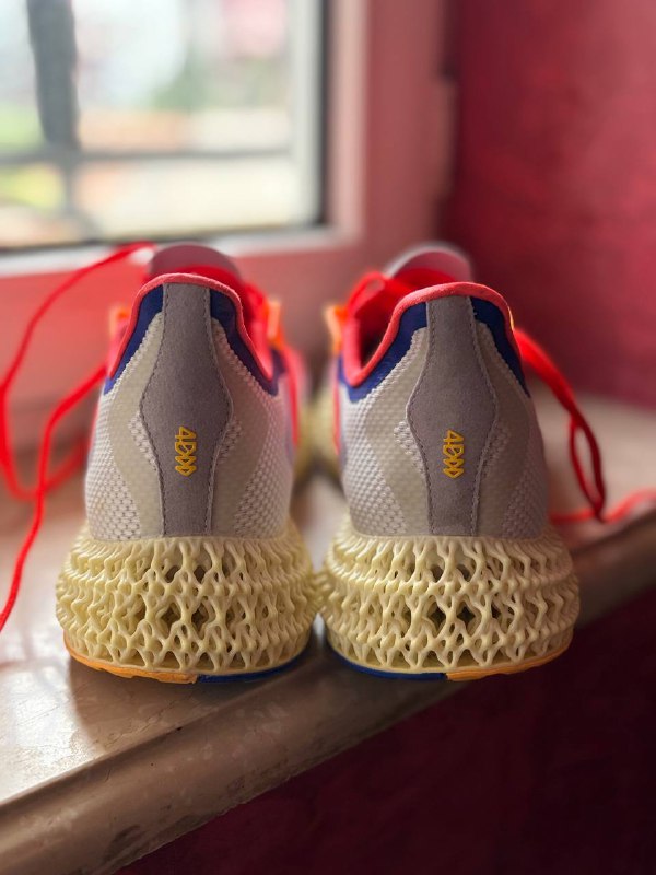 Беговые кроссовки adidas 4Dfwd 2 размер 44 2/3 2