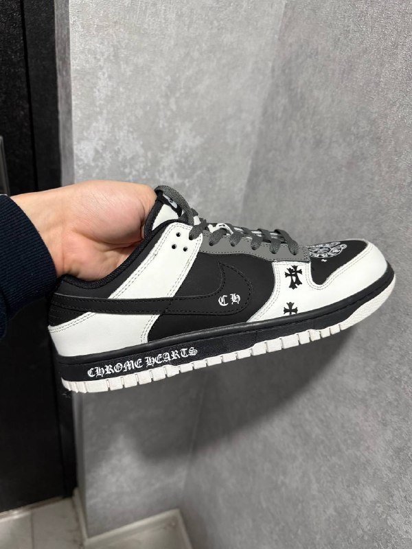 Обувь мужская черно-белая 43-44 2