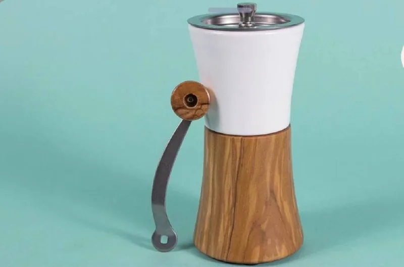 Ручная кофемолка Hario V60