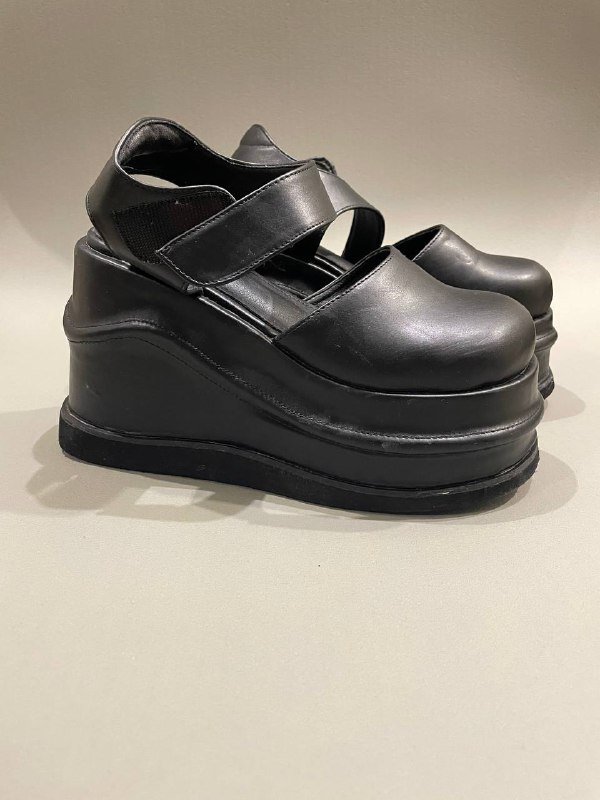 Женская обувь размер 37/38, чёрные сапоги и туфли 5