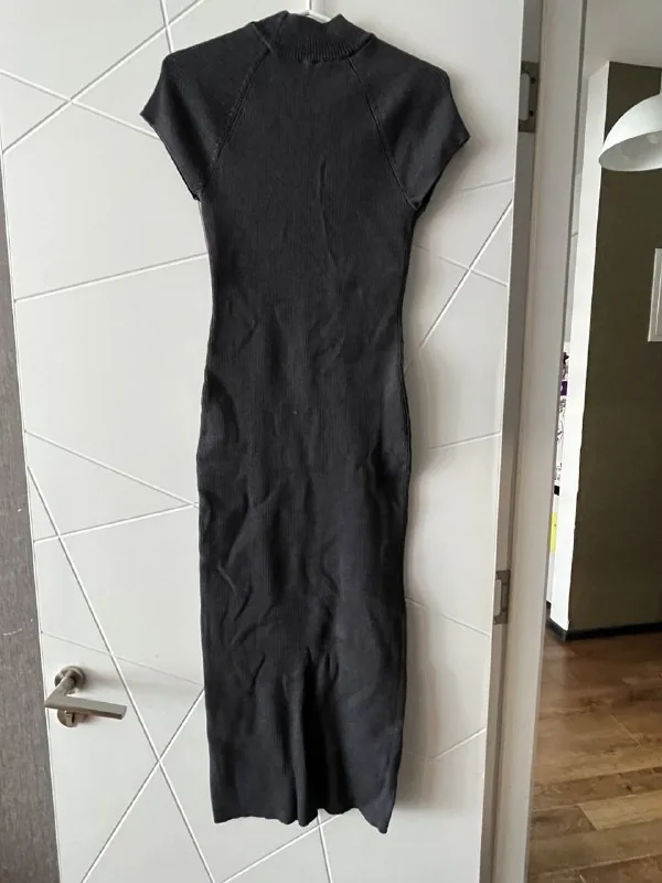 Трикотажное платье ZARA 1