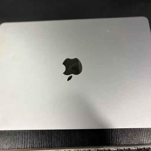 MacBook Air M3 8/256