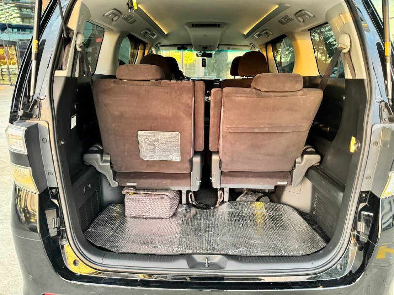 Toyota Vellfire 2011 минивен 6