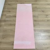Расчески, увлажняющая сыворотка, коврик для йоги, ваза 3