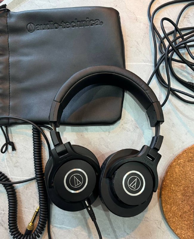 Audio-Technica ATH-M40X Headphones 2