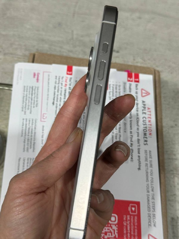 iPhone 15 Pro, 1Tb, 89% battery, like new 5