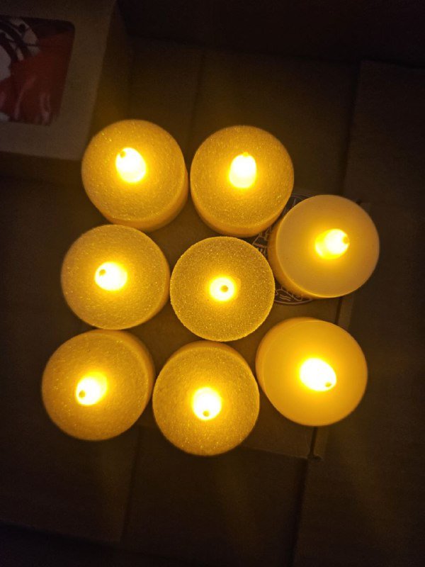 Новогодний бокс с украшениями и гирляндами 8