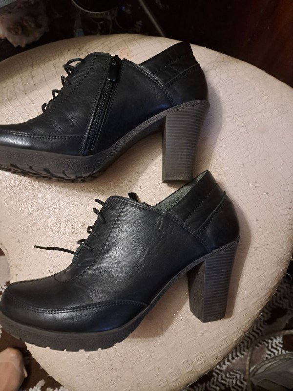 Женские кожаные туфли размер 35-36 3