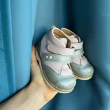 Tapiboo children's boots, size 22 7