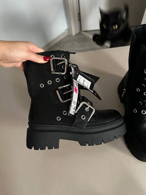 Женские ботинки 37 размер новые на узкую стопу 2