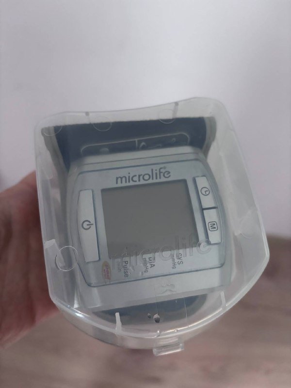 Запястный тонометр