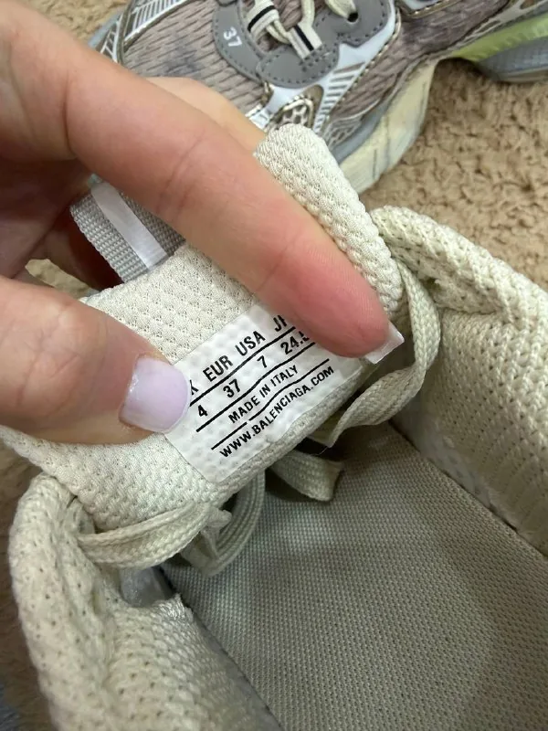 Balenciaga кроссовки 3
