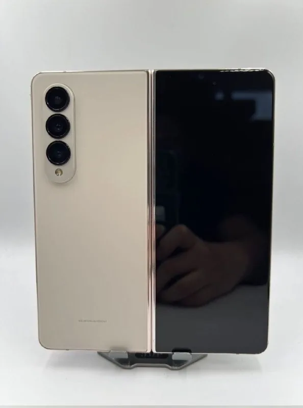Samsung Fold 4 1