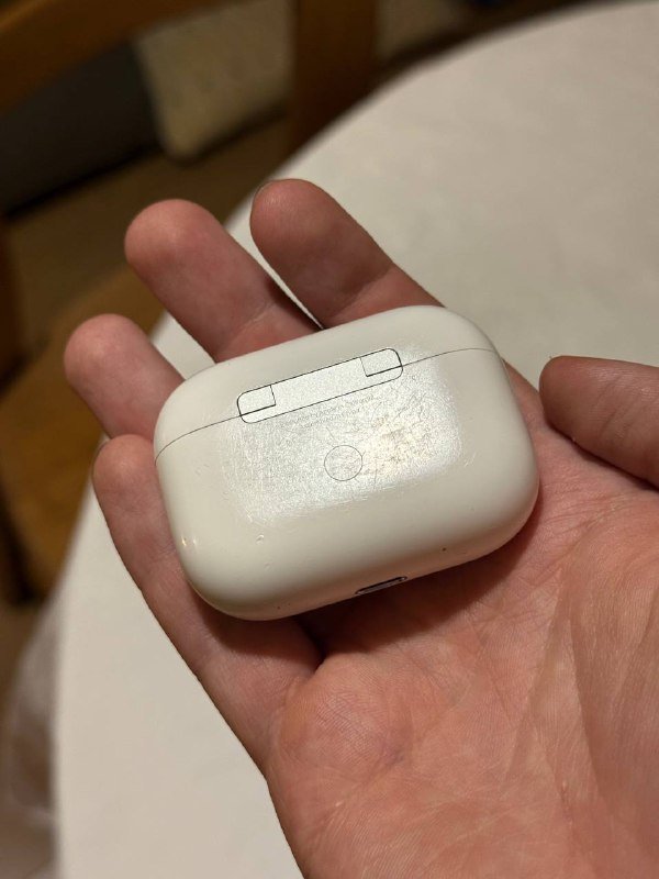 AirPods Pro 1 поколения, левый наушник, кейс 4