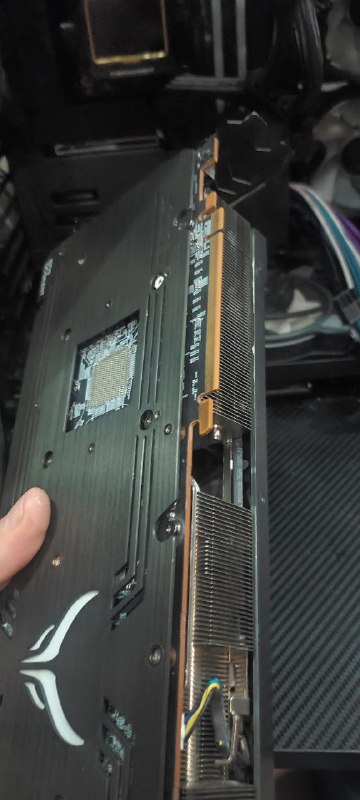 16 GB 6900 XT graphics card 3