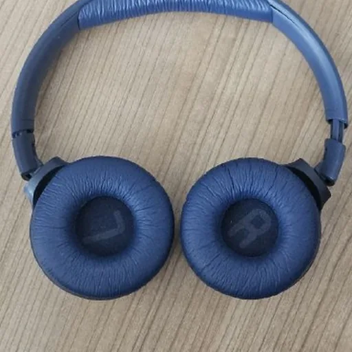 JBL TUNE 520BT наушники