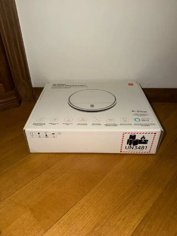 Mi Robot Vacuum-Mop Essential 1