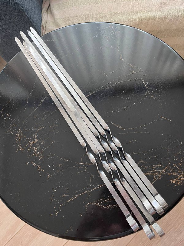 Набор для бадминтона, мышка, лампа для ноутбука, шлем, тапочки, клеенка, сандали, шампуры, когтерезка 7