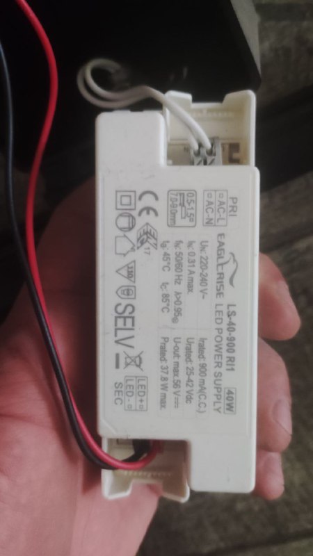 Трековый светильник на 6 LED ламп 240w 4000k 2