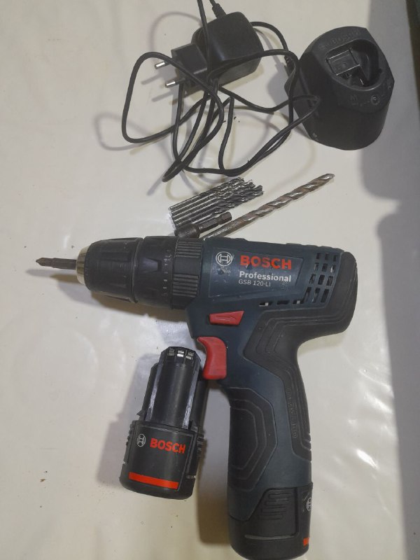 Шуруповёрт Bosch Professional GSB 120-Li с насадками 2