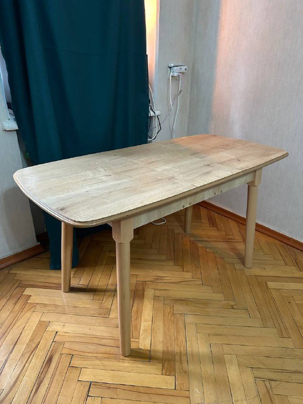 Деревянный стол с регулировкой длины, офисный стул