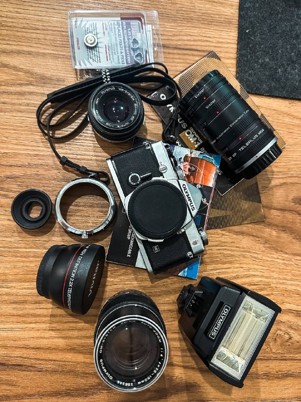 Olympus OM-1n камера, объективы, вспышка, аксессуары 1