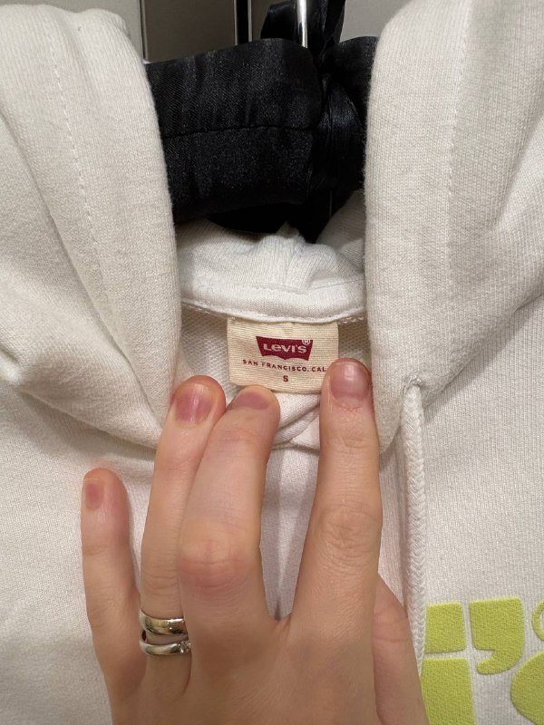 Толстовка Levi’s оригинал 2