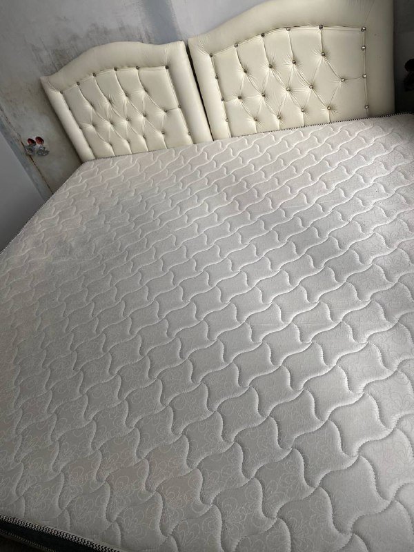 Табуретки, диван, кровать с матрасом 6