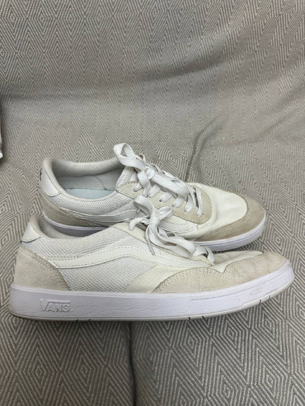 Vans Comfy, Fendi Flow, Asics зеленые, Asics черные кроссовки