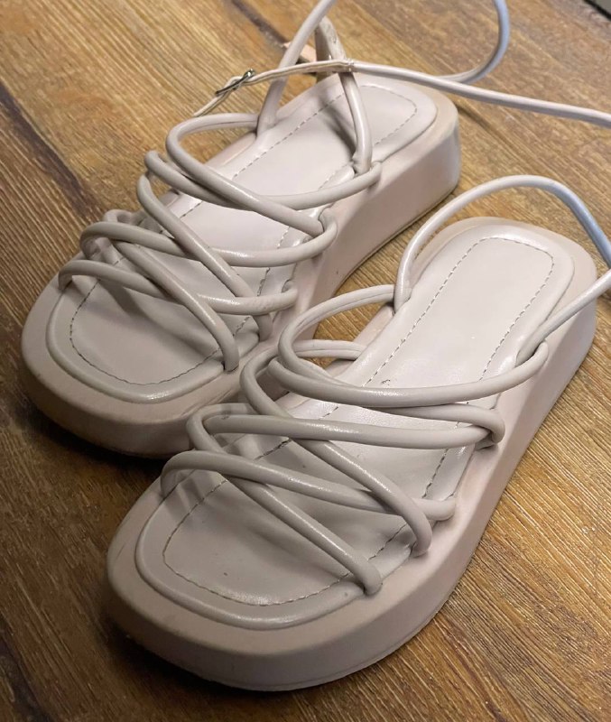 Zara shirt, Pull&Bear pants, sandals, LC Waikiki sweater 3