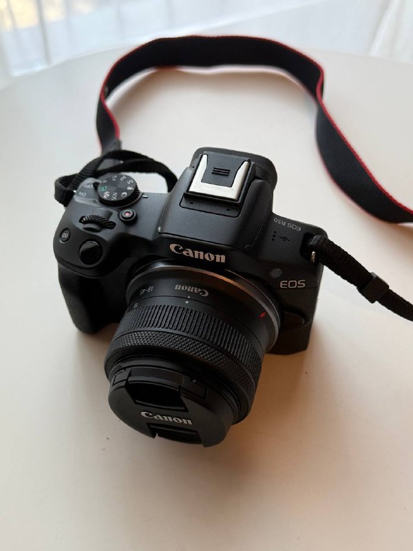 Беззеркальный фотоаппарат Canon EOS R50 Kit 18-45 RF 2