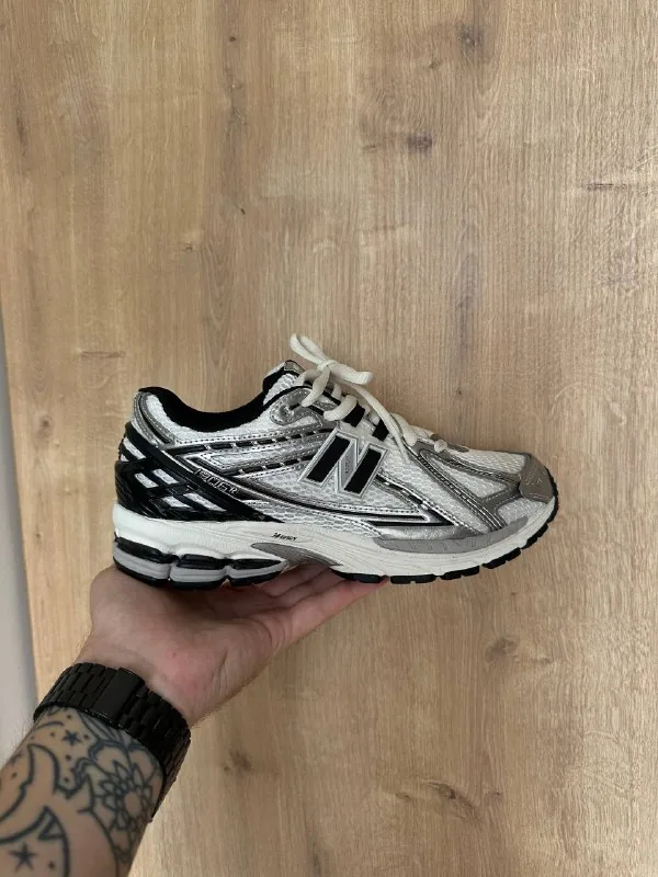 Мужские кроссовки New Balance 1906R 1